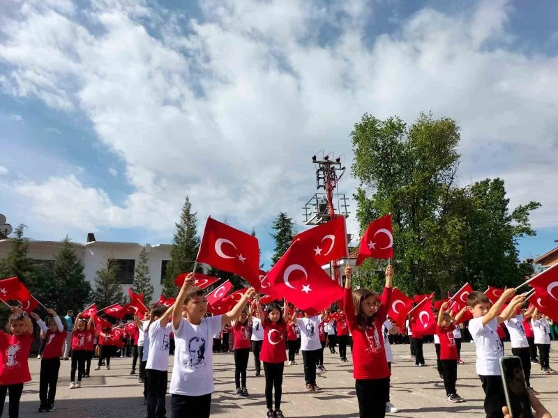 Köyceğiz’de 23 Nisan coşkuyla kutlandı
