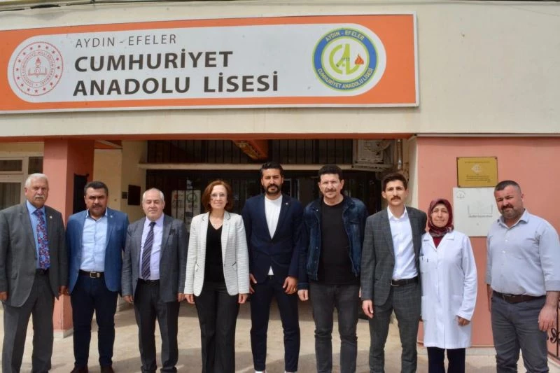 MHP Milletvekili Adayı Depboylu, mezun olduğu liseye gitti
