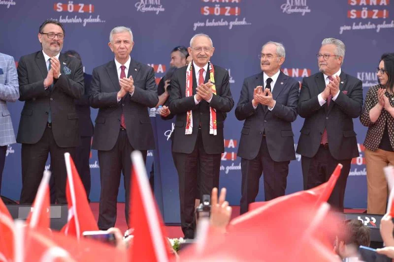 Kemal Kılıçdaroğlu ve Mansur Yavaş Eskişehirliler ile bir araya geldi
