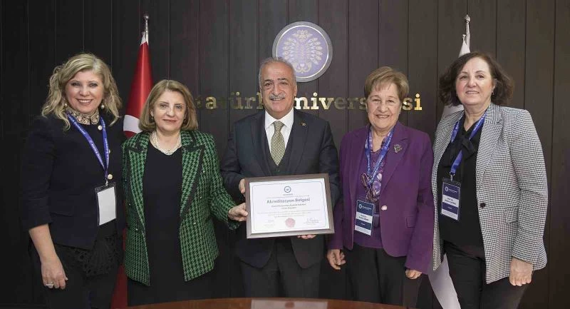 Atatürk Üniversitesi akreditasyonda tarih yazdı
