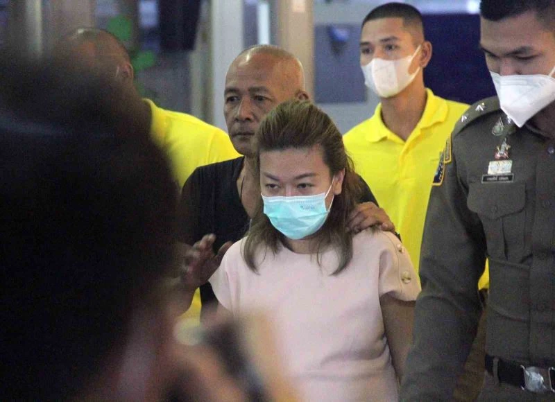Tayland’da 12 arkadaşını zehirleyerek öldüren kadın tutuklandı
