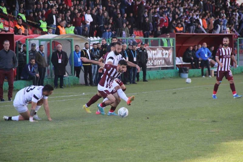 ES Elazığspor, Hacettepe 1945 deplasmanında
