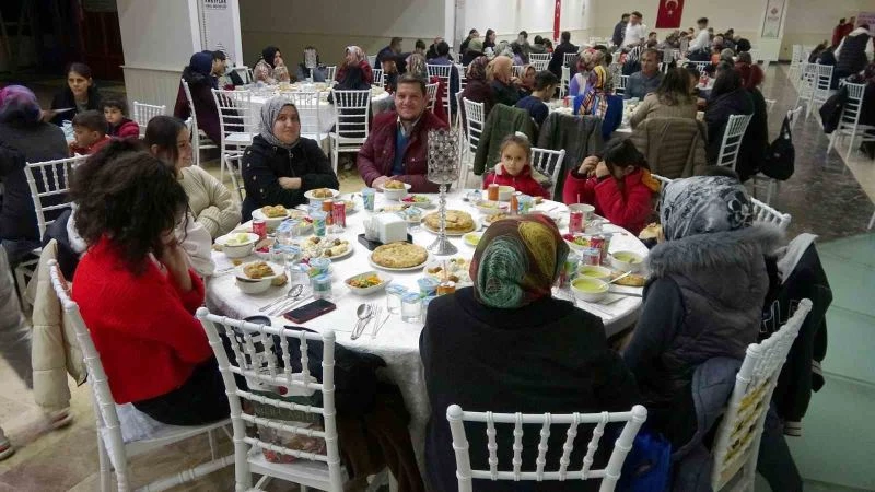Yozgat’ta 550 vatandaş vakıf sofrasında buluştu
