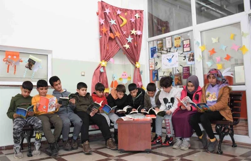 Bilgievi öğrencileri Kütüphane Haftasını kutladı
