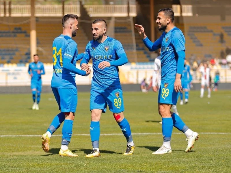 Erhan Çelenk, 9 maçlık aradan sonra gol attı
