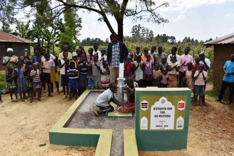 Kütahya İHH Asya ve Afrika ülkelerine 6 yeni su kuyusu açtırdı
