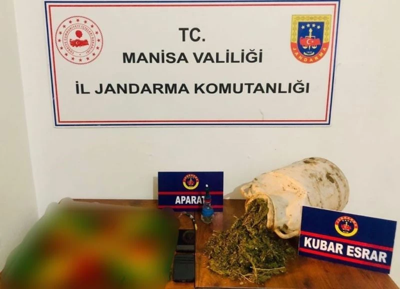 Manisa jandarmasından terör operasyonu: 2 gözaltı
