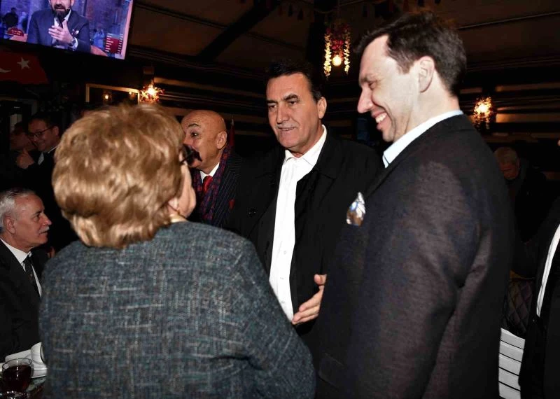 Başkan Dündar, muhtarlar ile iftarda buluştu
