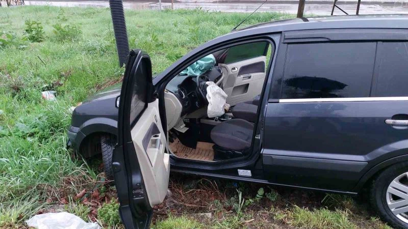 Evine 200 metre kala kalp krizi geçirip kaza yapan sürücü hayatını kaybetti
