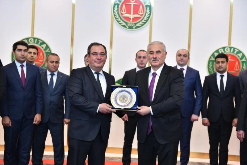 Azerbaycan Adalet Akademisi’nden Yargıtay Başkanı Akarca’ya ziyaret

