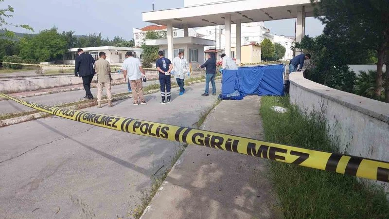 Milas’ta hastane önünde kadın cesedi bulundu
