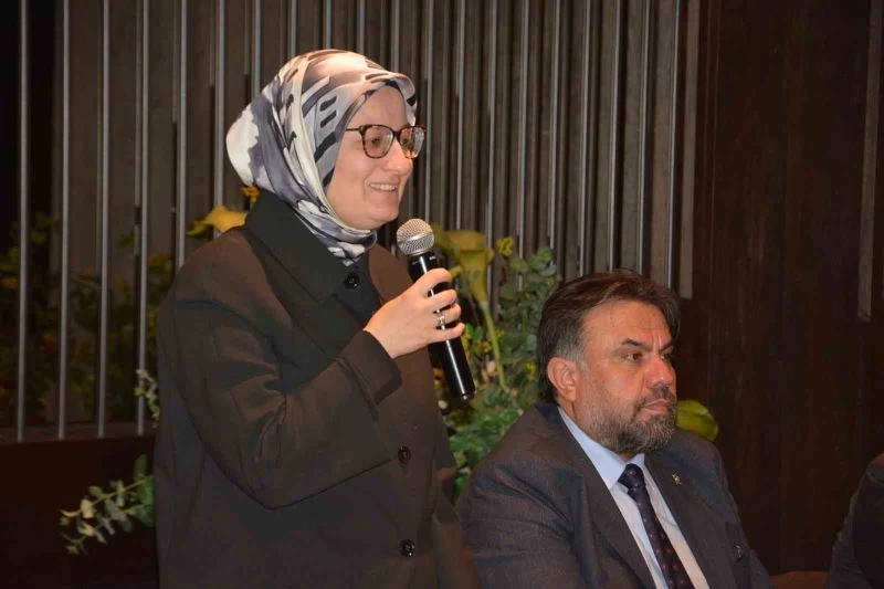 AK Parti iş dünyası ile bir araya geldi
