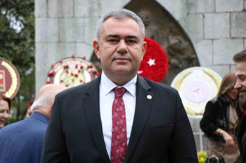 Eczacılar Birliği Başkanı Üney: “Artık Türkiye’de eczacılık fakültesine ihtiyaç yok”
