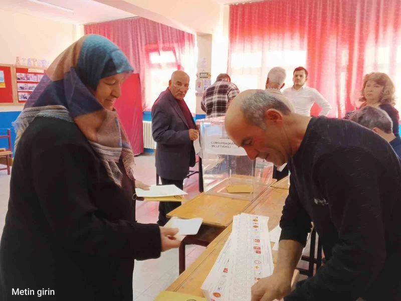 Kırşehir’de 152 bin 511 oy kullanıldı, 3 bin 923’ü geçersiz sayıldı
