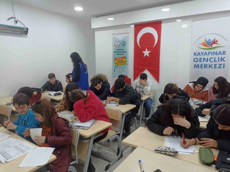 Diyarbakır’da öğrenciler İngilizceyi oyun oynayarak öğreniyor
