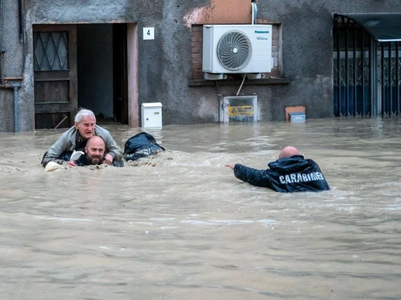 İtalya’daki sel felaketinde ölü sayısı 8’e yükseldi
