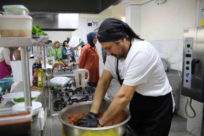 Rize’de öğretmenler en güzel yemeği yapmak için yarıştı
