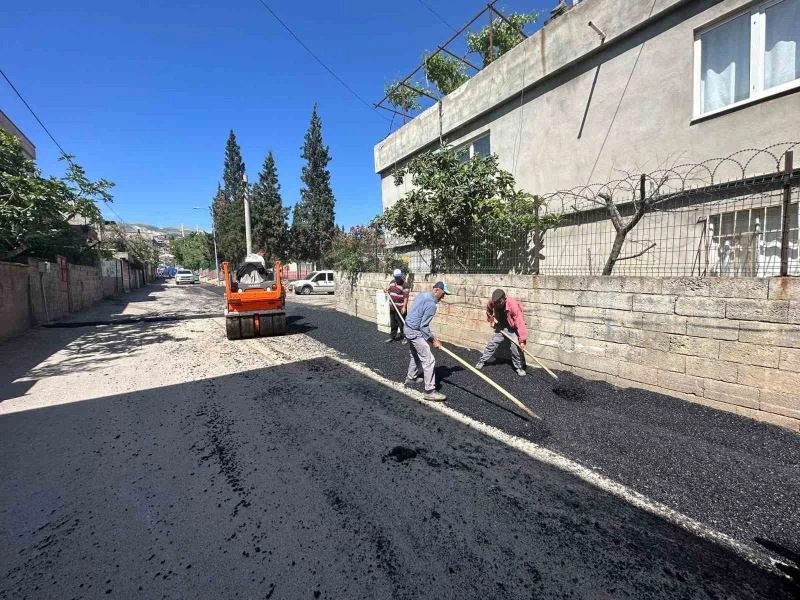 Dulkadiroğlu’nda asfalt çalışmaları devam ediyor
