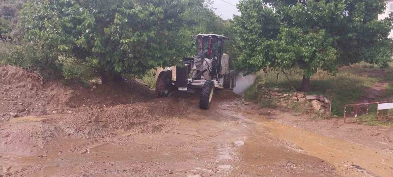 Nazilli Belediyesi yağışların ardından teyakkuza geçti
