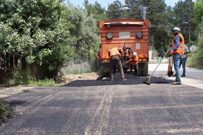 Manavgat’ta sıcak asfalt çalışması
