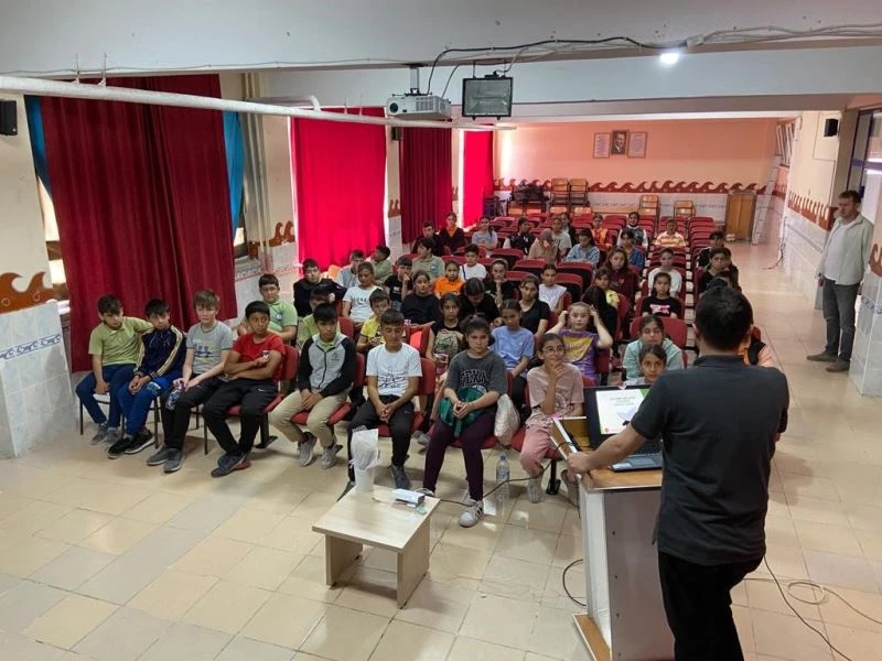 Günyüzü Şehit Recep Çetin Ortaokulu öğrencilerine Kur’an-ı Kerim semineri verildi
