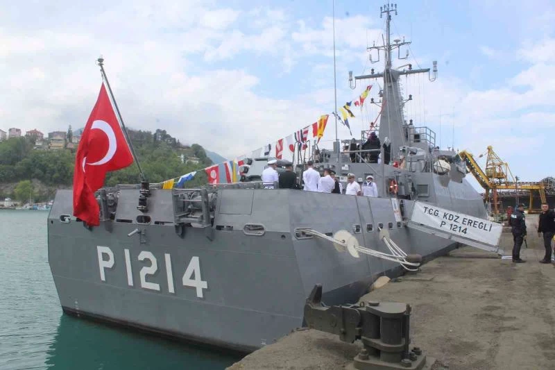 Kastamonu’da ziyarete açılan TCG Karadeniz Ereğli Karakol Gemisi yoğun ilgi gördü
