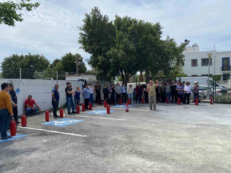 Belediye personeline temel yangın eğitimi verildi
