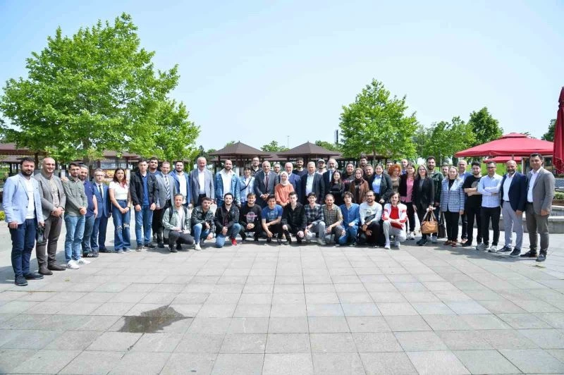 Başkan Zorluoğlu’ndan Teknofest yarışmacılarına destek sözü
