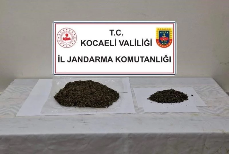 Kartepe’de jandarmadan uyuşturucu operasyonu
