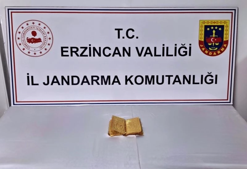 Erzincan’da altın sayfalı kitap ele geçirildi
