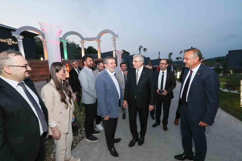 Başkan Yüce Sakarya’nın turizm potansiyelini anlattı
