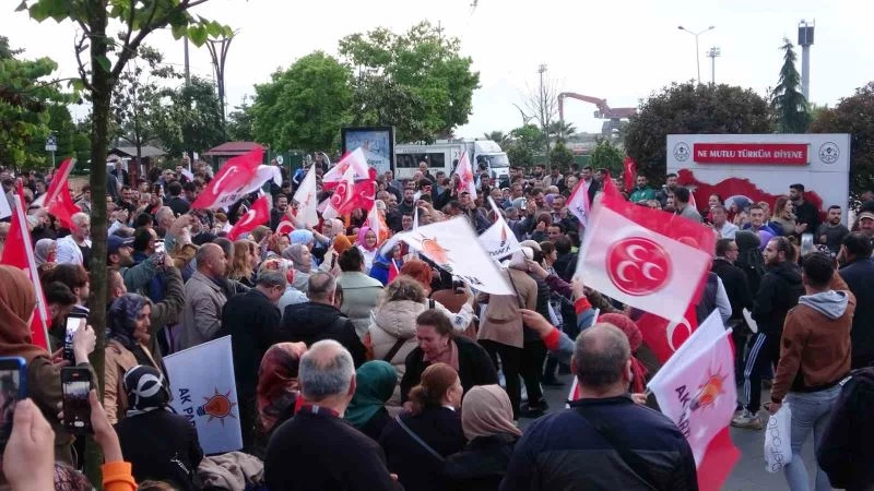 Giresun’da, “Giresun karşılamalı” seçim sevinci
