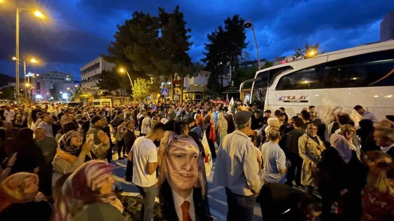 Çankırı’da vatandaşlar sokaklara akın etti
