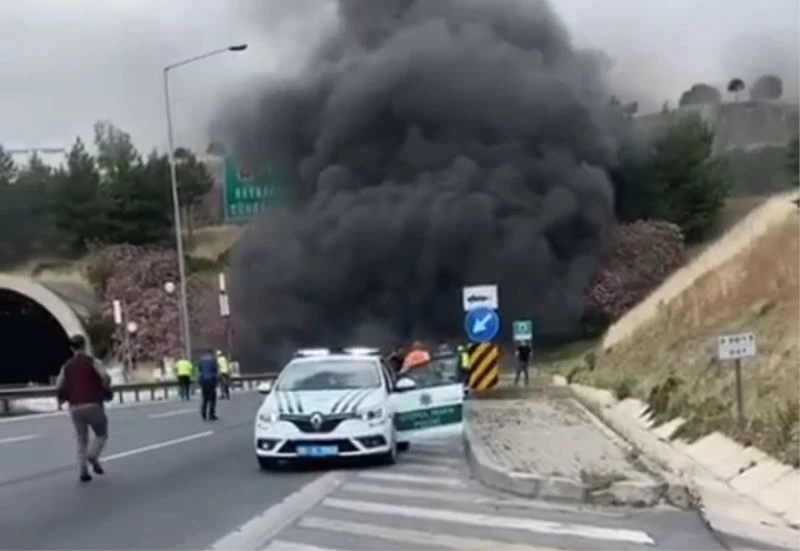 İzmir’de tünelde tır yandı, 17 kişi dumandan etkilendi
