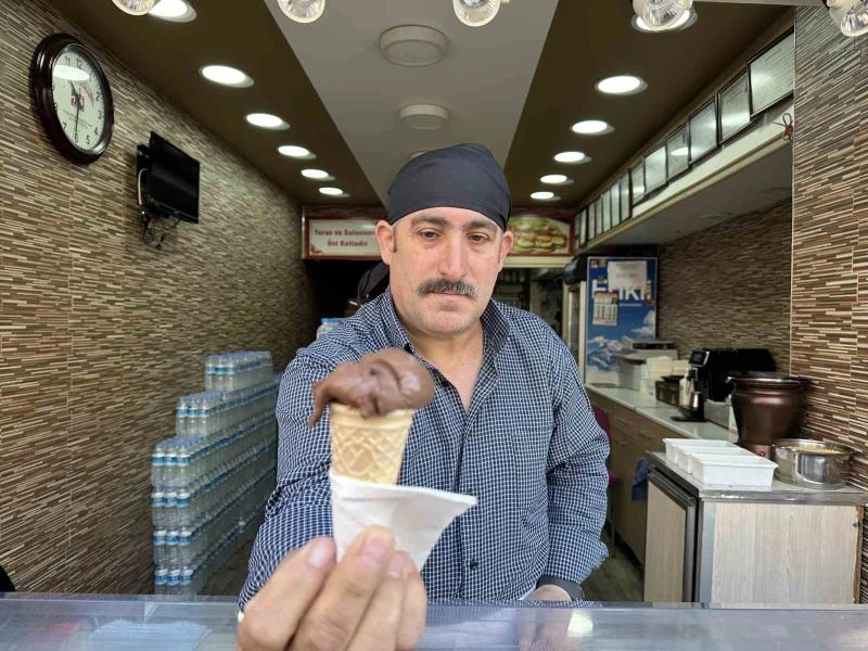 Eskişehir’de dondurma sezonu açıldı
