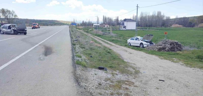 Konya’daki kazada ağır yaralanan kadın hayatını kaybetti
