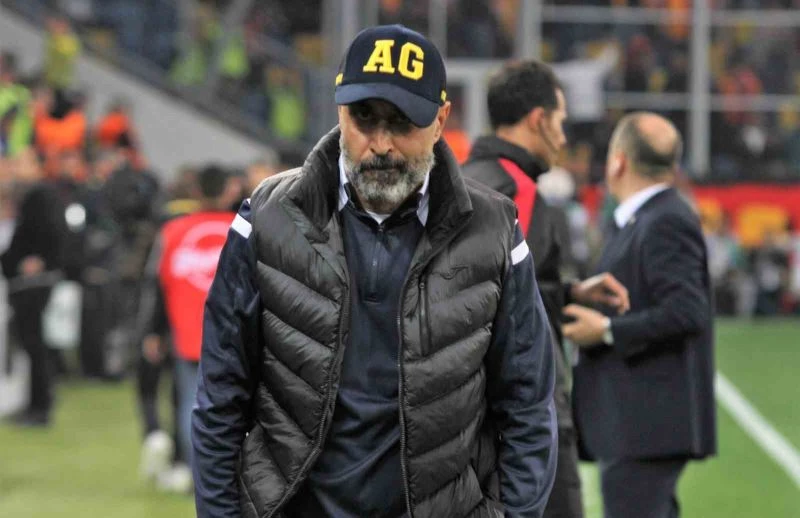 Tolunay Kafkas: “Üçüncü golden sonra oyun tamamen koptu ve Galatasaray’ın lehine döndü”

