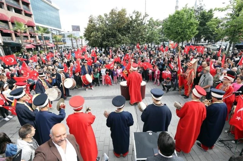 Gaziosmanpaşa Belediyesi’nden Fethin 570. Yılına mehterli kutlama
