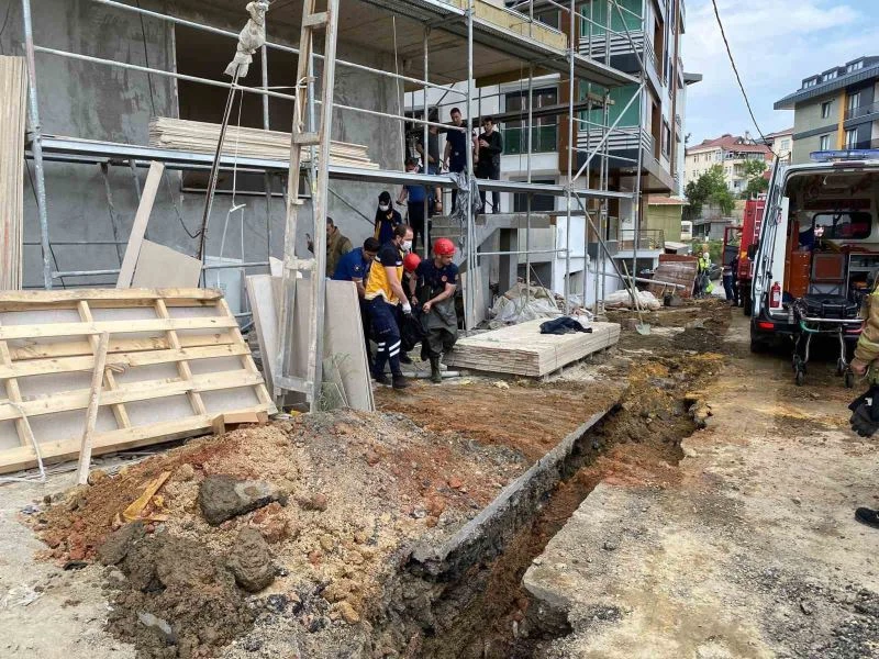 Üsküdar’da inşaatın asansör boşluğunda ceset bulundu
