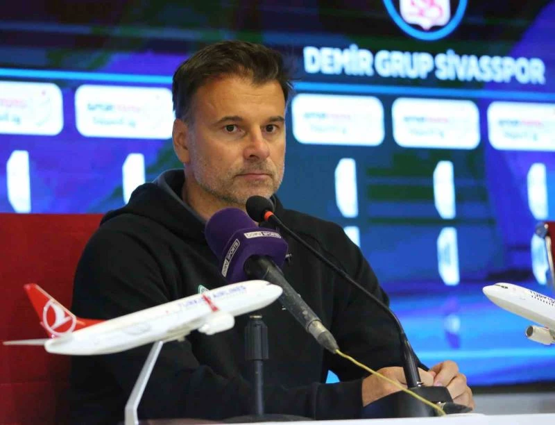 Aleksandar Stanojevic: “Sivasspor’u kutluyorum”
