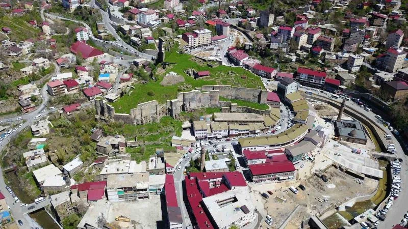 Bitlis’in saklı tarihi bir bir gün yüzüne çıkarılıyor
