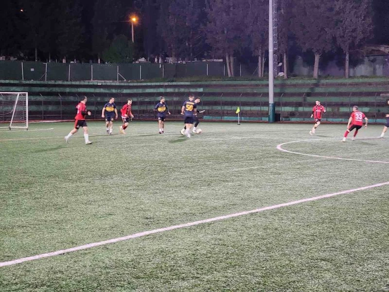 Gölcük Belediyesi 22. Geleneksel Futbol Turnuvası başladı
