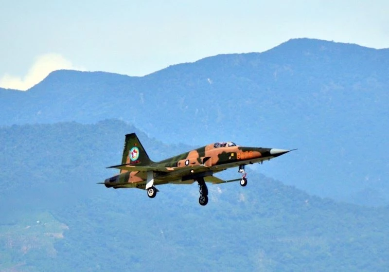 Tayvan eski savaş uçaklarını İHA’ya dönüştürecek
