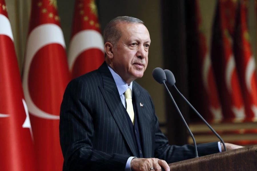 Erdoğan: Siyasetin özünde var olan tatlı rekabetin siyasi husumete dönüştürülmesine lütfen fırsat vermeyelim.