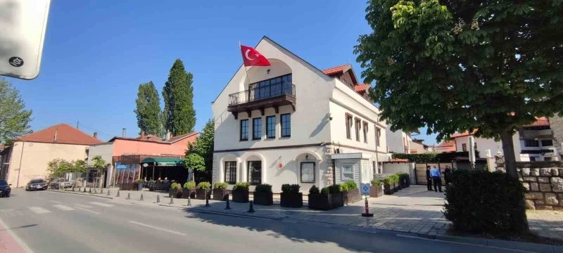 Kosova’da Türk vatandaşları sandık başına gitmeye başladı
