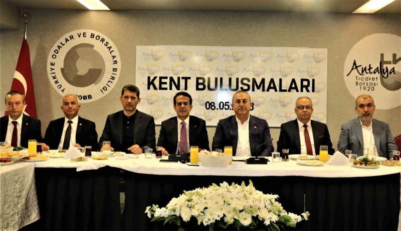 Bakan Çavuşoğlu: “Şimdiden gaz ticaretinde önemli bir ülke haline geldik”
