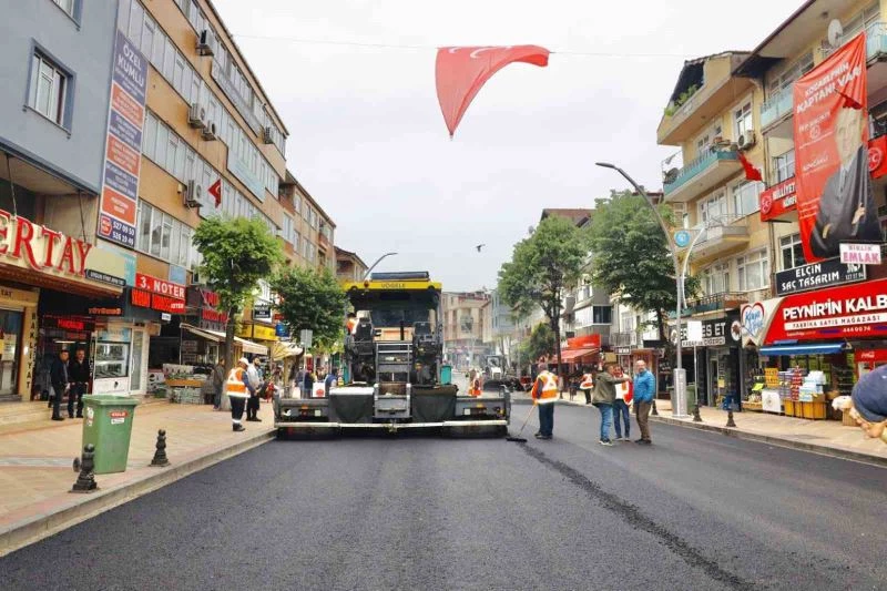 Tuğrul Caddesi yeni yüzüne kavuştu
