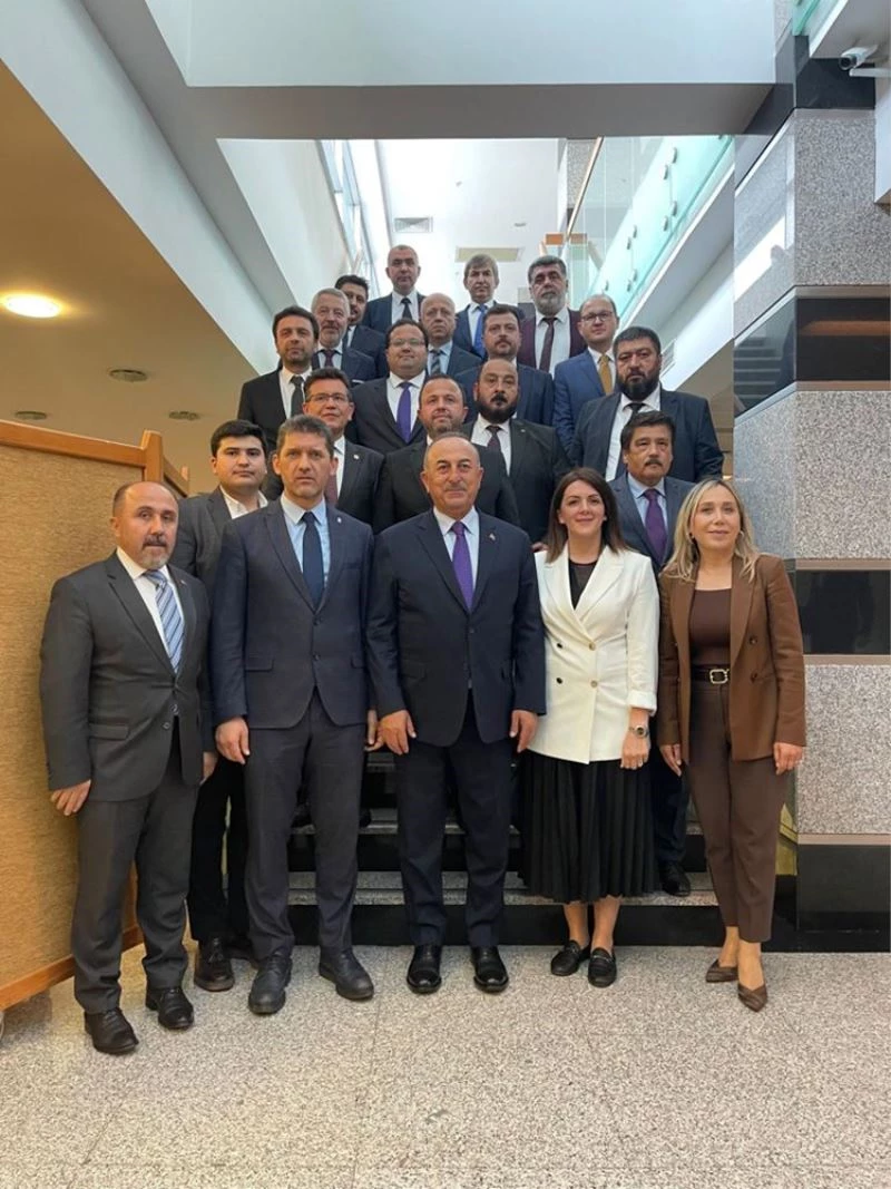AK Parti Antalya İl Teşkilatından milletvekillerine 