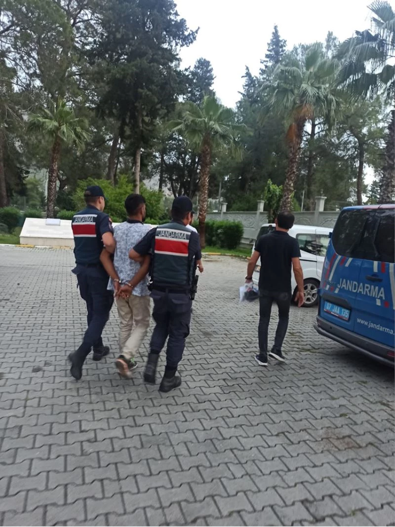Antalya’da çeşitli suçlardan aranan 162 şüpheli yakalandı