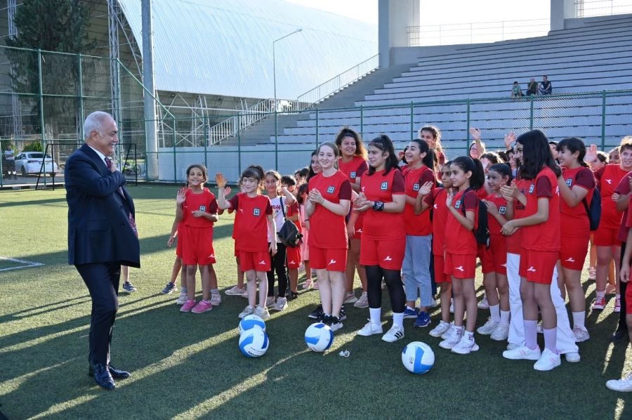 Osmaniye Belediyesi Yaz Spor Okulları Başladı